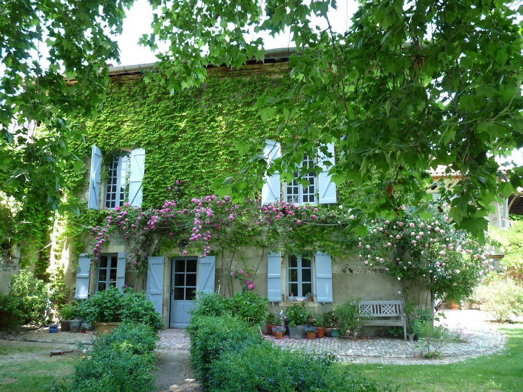 Chambres D'Hotes Les Pesques Palaminy Esterno foto