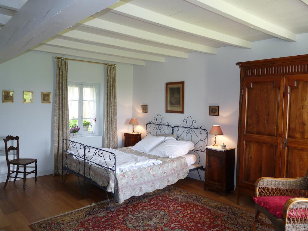 Chambres D'Hotes Les Pesques Palaminy Camera foto